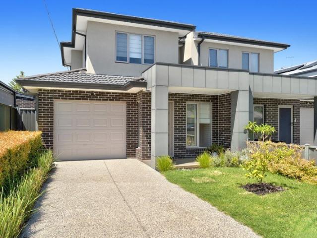 Townhouse for rent in Camerons Creek, Victoria