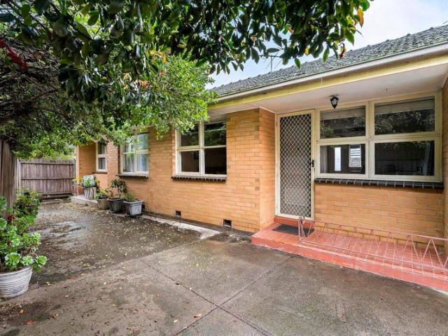 Apartment for sale in Essendon, Melbourne