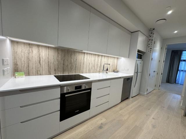 Apartment for rent in Alexandra Park Apartments, Albert-Eden
