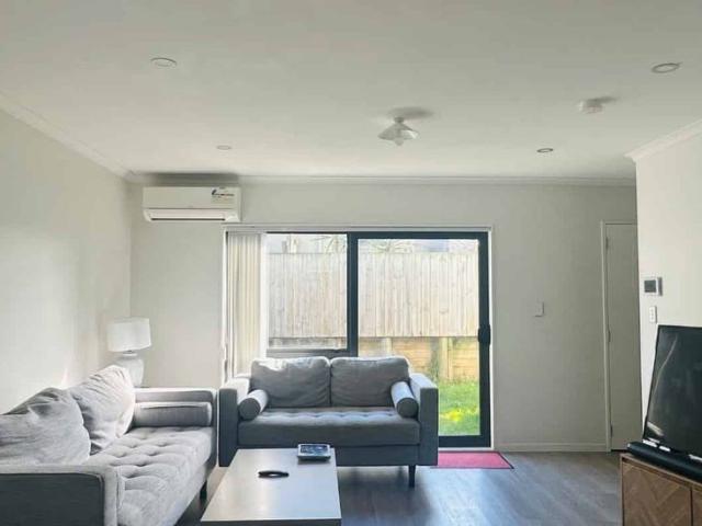 Townhouse for rent in East Tamaki