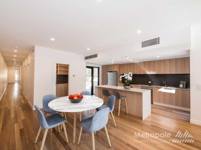 Townhouse for rent in Bentleigh, Melbourne