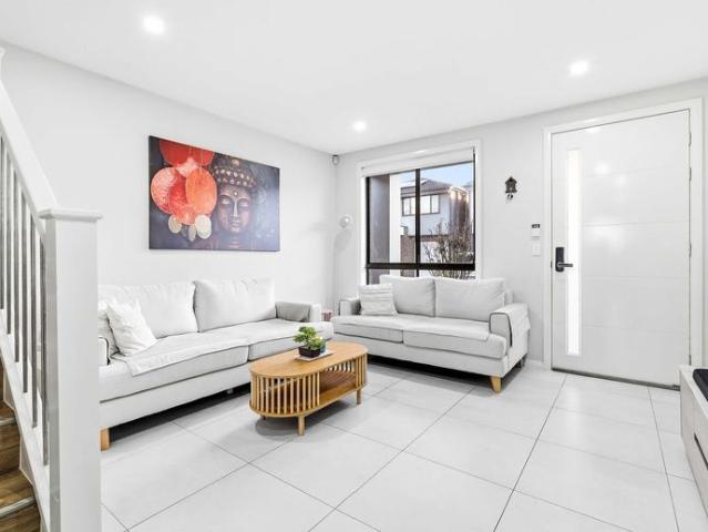 Townhouse for rent in Schofields, Sydney