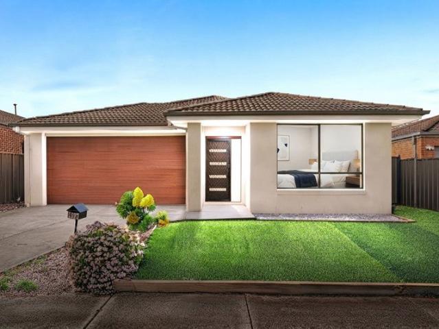 House for sale in Manor Lakes, Melbourne