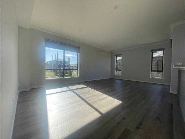 Townhouse for rent in Camerons Creek, Victoria