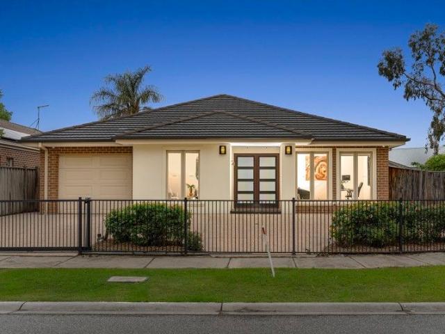 House for sale in Lyndhurst, Victoria