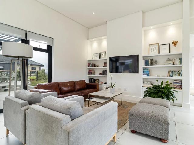 House for sale in Cape Town, Northern Suburbs