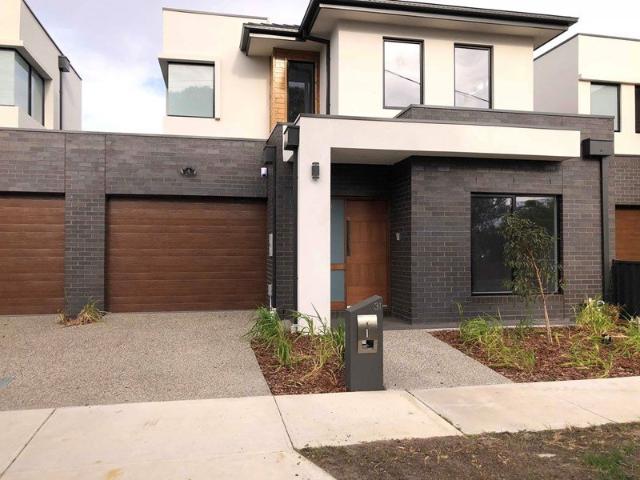 Townhouse for rent in Camerons Creek, Victoria