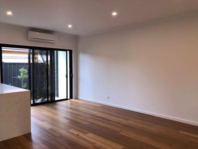 Townhouse for rent in Camerons Creek, Victoria