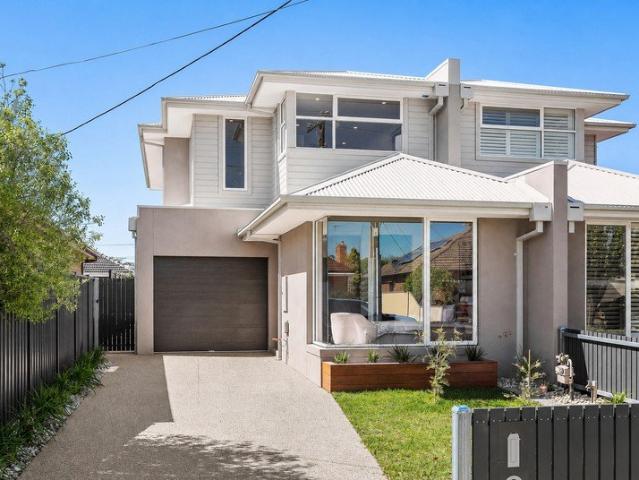 Townhouse for rent in Altona, Melbourne