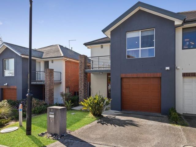 Townhouse for sale in Camerons Creek, Victoria