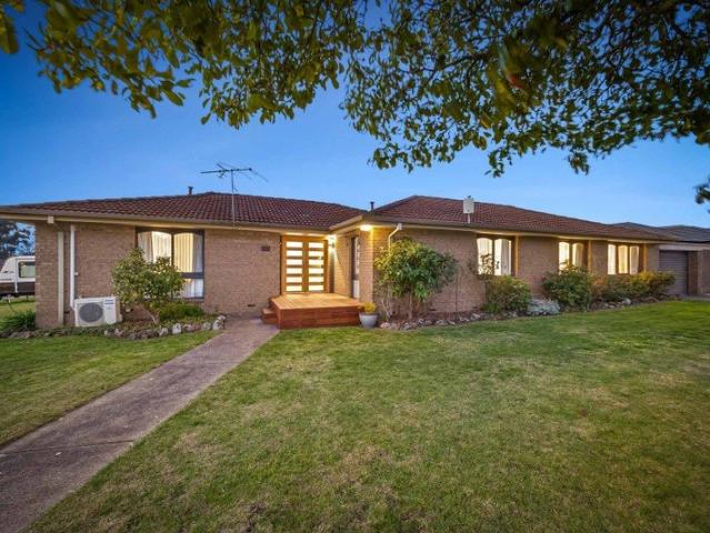 House for sale in Cardigan Village, Victoria