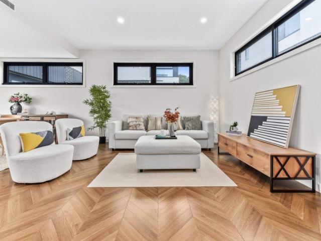 Townhouse for sale in Box Hill South, Melbourne