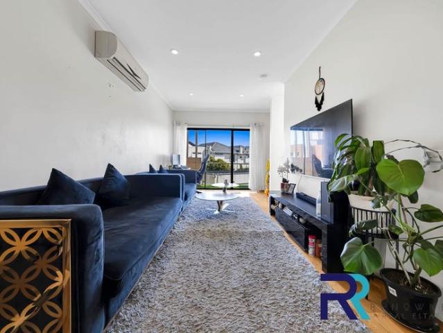 Townhouse for rent in Camerons Creek, Victoria