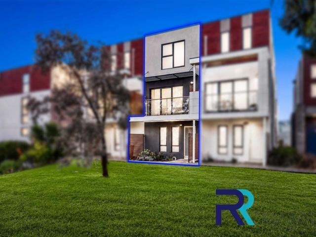 Townhouse for sale in Camerons Creek, Victoria