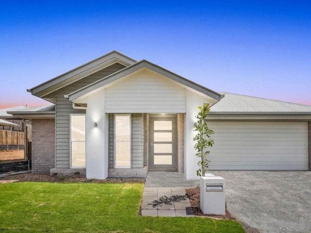 House for sale in Deebing Heights, Greater Brisbane