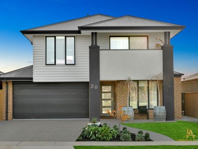 House for sale in Crownlea, Warragul