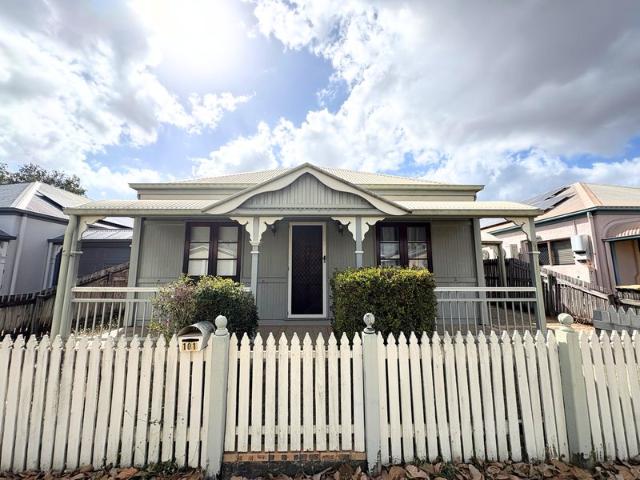 House for rent in Kirwan, Queensland