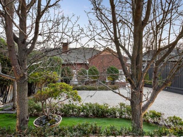 House for sale in Glen Iris