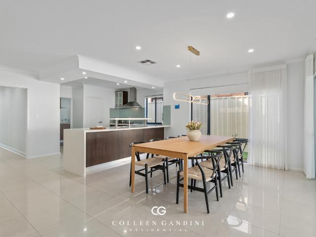 House for sale in Alfred Cove, Western Australia