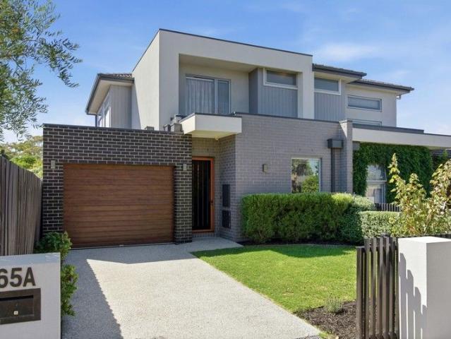 Townhouse for sale in Camerons Creek, Victoria