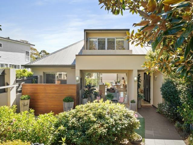 Townhouse for sale in Sutherland, New South Wales