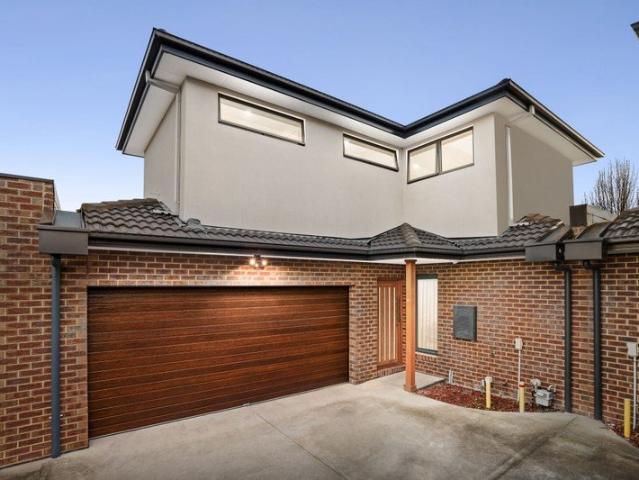 Townhouse for sale in Camerons Creek, Victoria