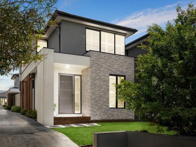 Townhouse for sale in Camerons Creek, Victoria