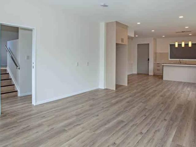 Townhouse for rent in Sunnyvale, Henderson-Massey