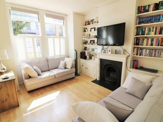 Apartment for rent in Fulham, Greater London