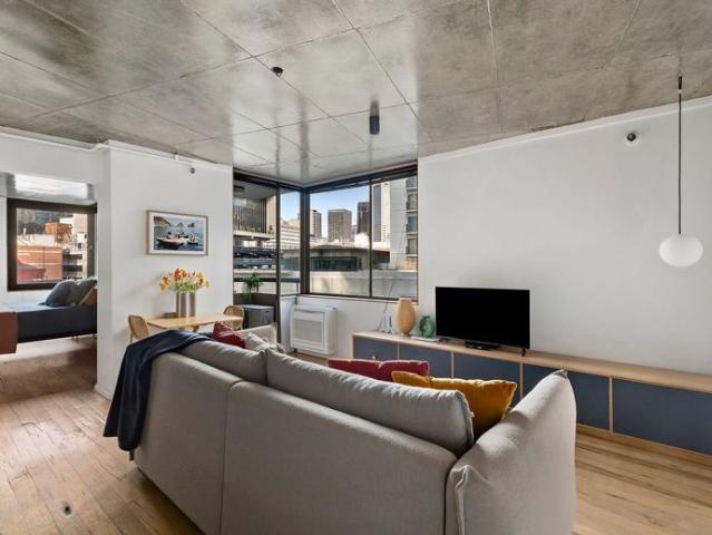 Apartment for rent in Chinatown, Melbourne