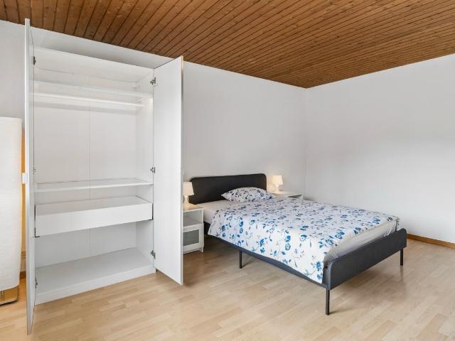 Zimmer mieten in Einigen, Zürich
