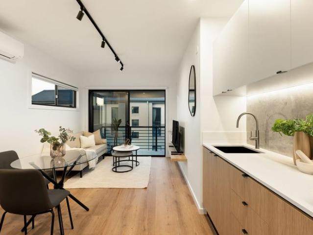 Granny Flat for rent in Toombul, Queensland