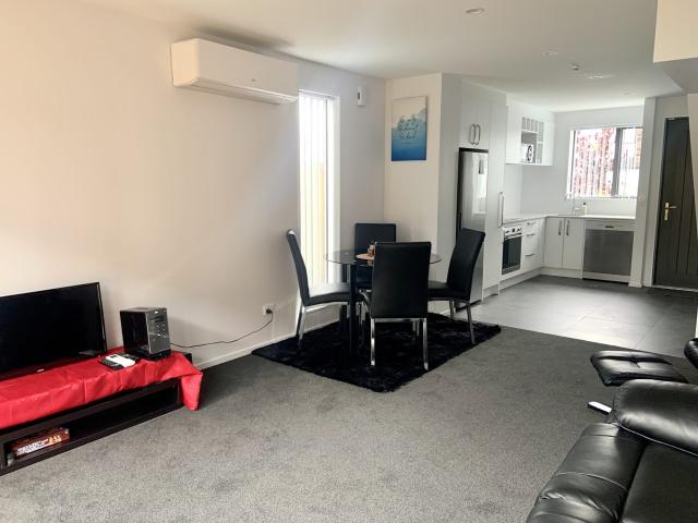 House for rent in Chaslands, Canterbury