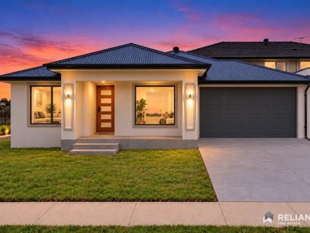House for sale in Bonnie Brook, Melbourne