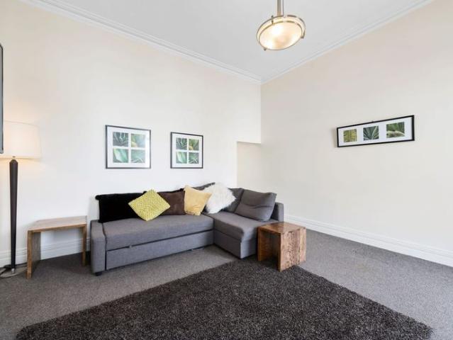 Townhouse for rent in Sale, Victoria