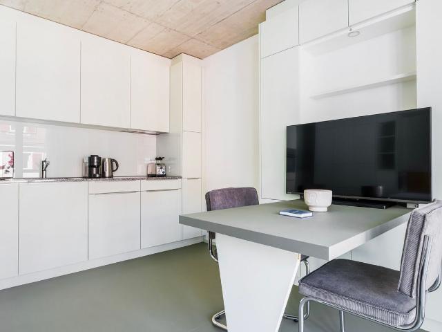 Apartment mieten in Einigen, Zürich