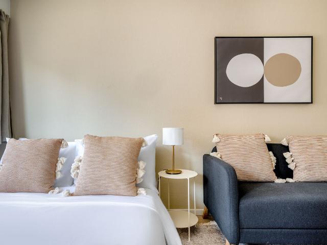 Apartment mieten in Einigen, Zürich