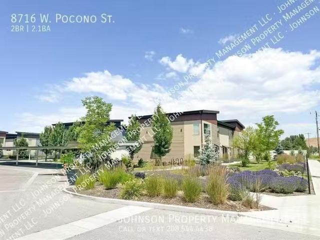 Condo for rent in Garden City Condo for rent in Garden City