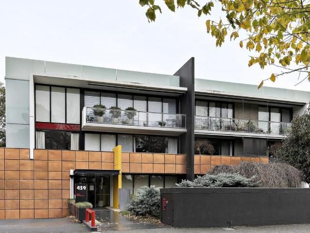 Apartment for rent in Parkville