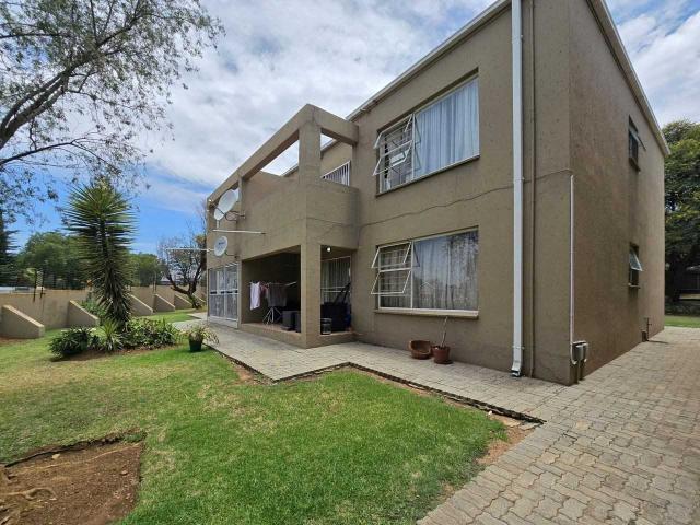 Townhouse for sale in Ekurhuleni, Gauteng