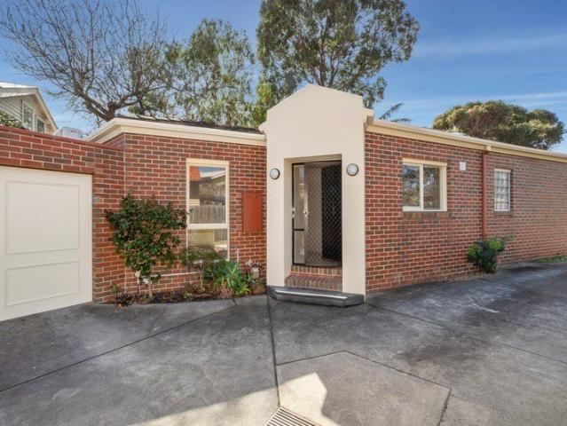 Townhouse for rent in Camerons Creek, Victoria