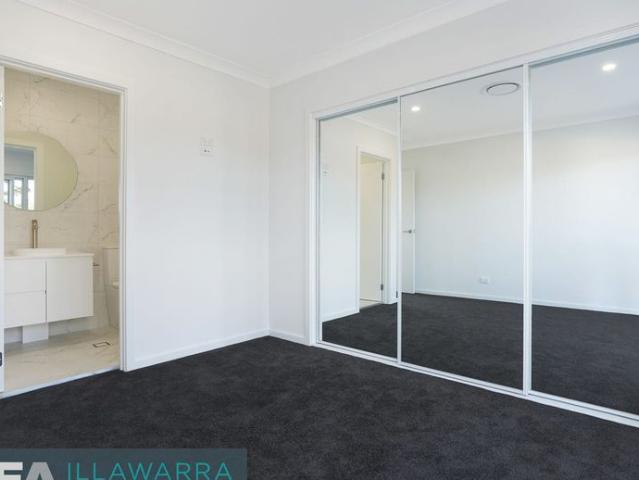House for rent in Oak Flats Dc, New South Wales