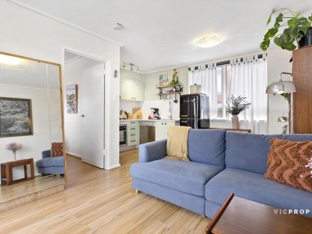 Apartment for sale in Camerons Creek, Victoria