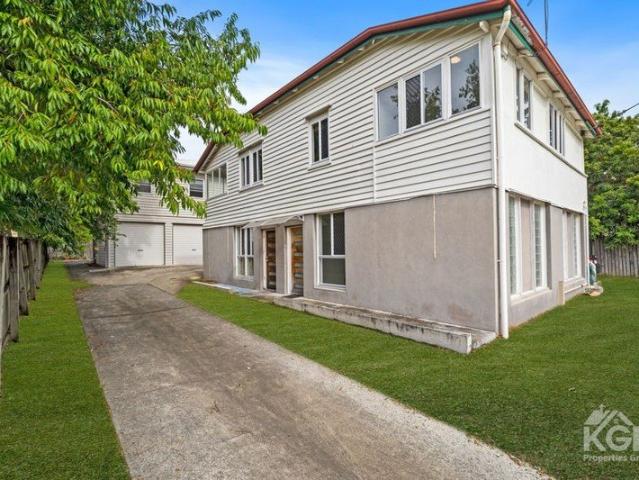 Townhouse for rent in Toombul, Queensland