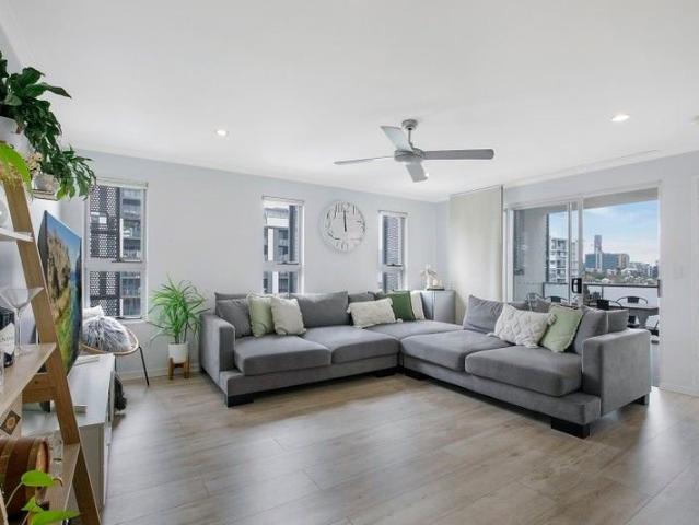 Apartment for rent in Woolloongabba, Greater Brisbane