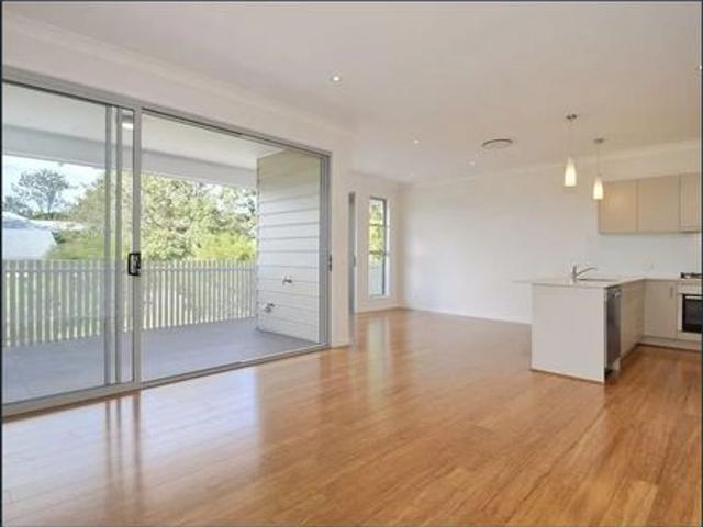 Townhouse for rent in Toombul, Queensland