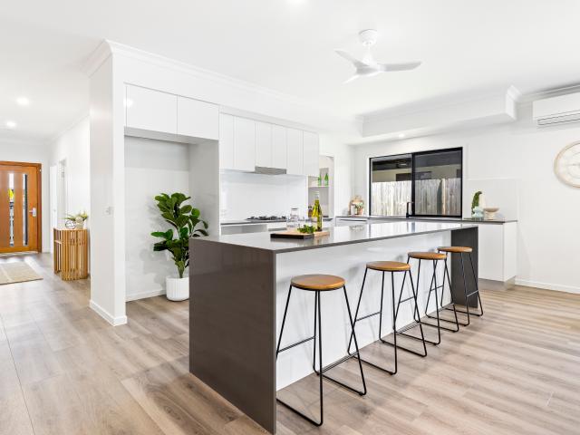 House for sale in Kewarra Beach, Queensland