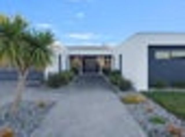 House for sale in Canterbury