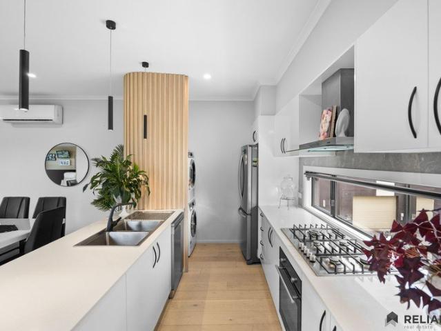 Townhouse for sale in Camerons Creek, Victoria