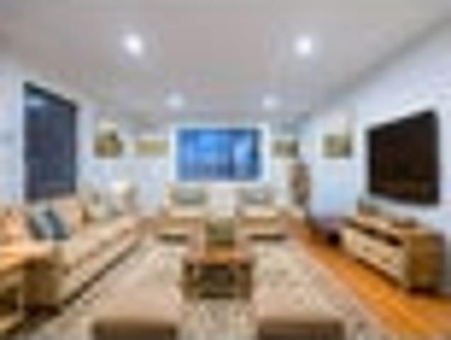Townhouse for sale in Blockhouse Bay
